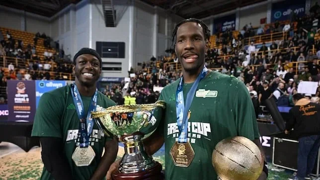 Hayes-Davis ya ejerce de MVP