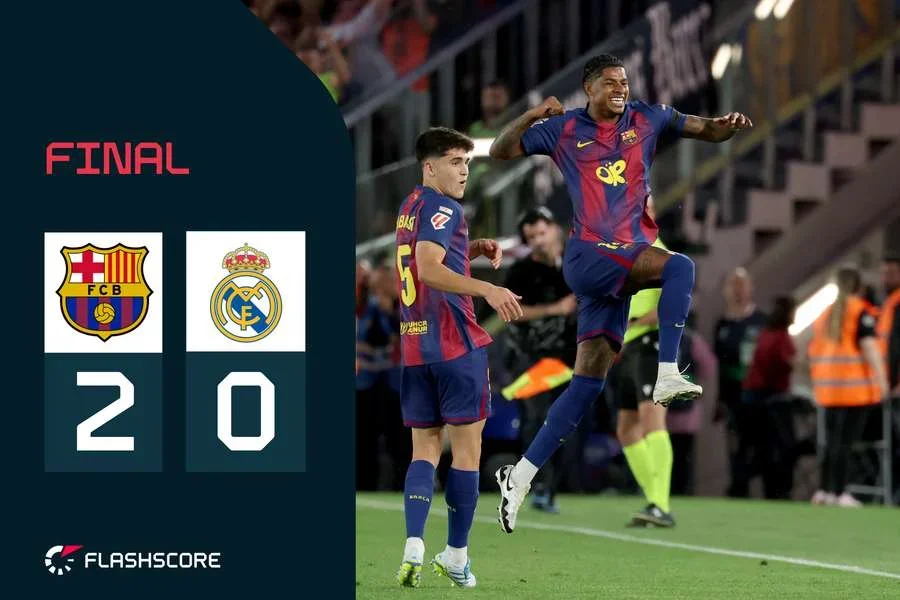 Marcus Rashford celebra su gol con Cubarsí